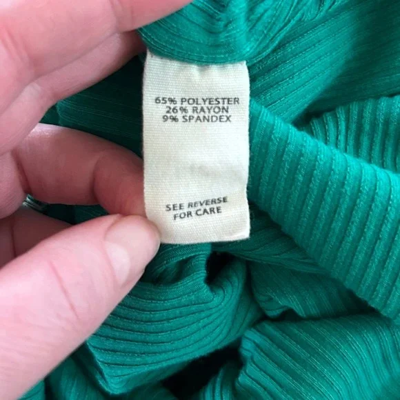 Gilded Intent High Neck Open Back Green Ribbed‎ Tank Top Women's Small - Picture 7 of 8